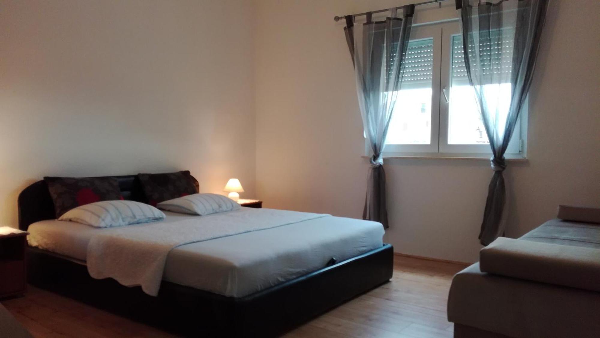 Apartments Vuk Posedarje Bilik gambar